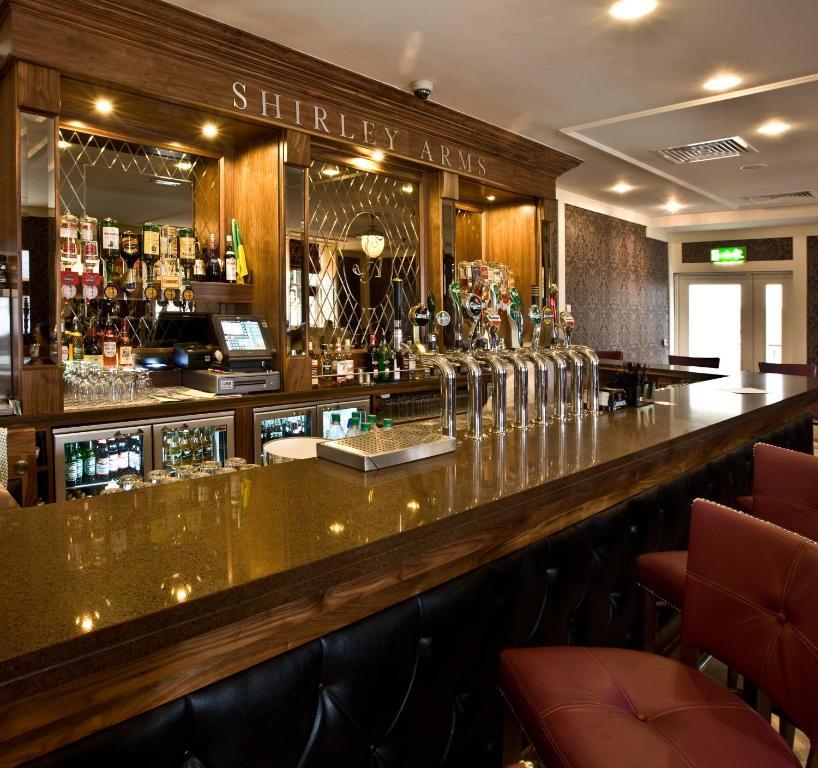 The Shirley Arms Hotel Carrickmacross Esterno foto